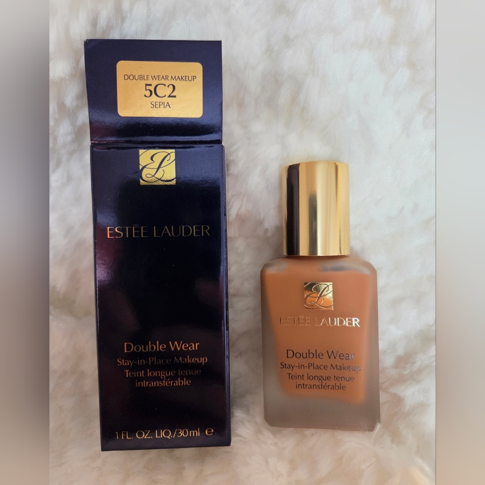 Estee Lauder Double Wear Stay-in-Place Makeup Foundation-5C2 sepia